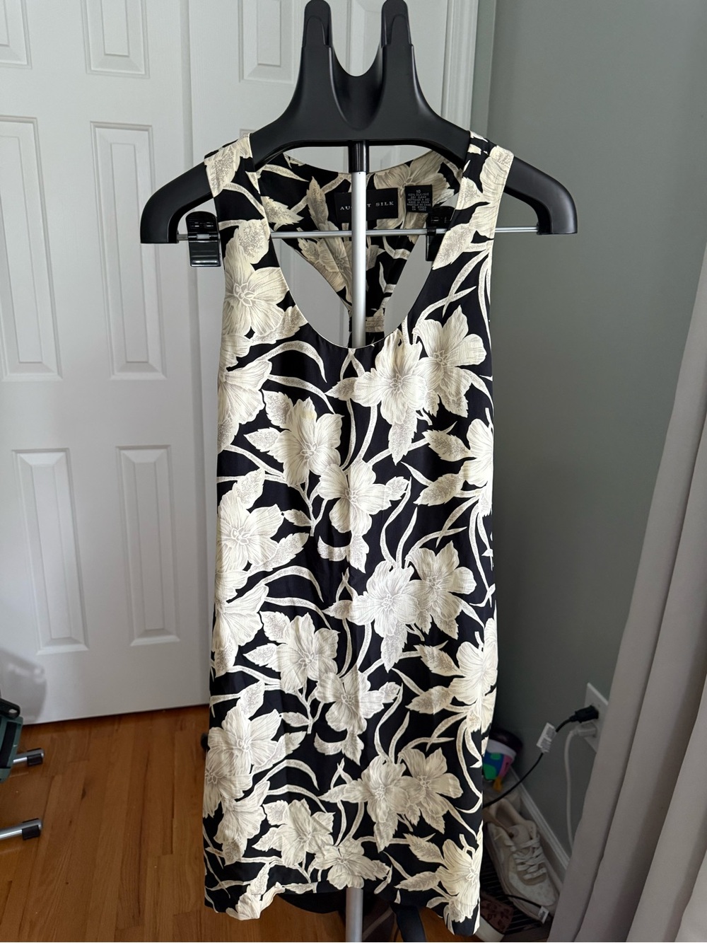 August Silk Womens 10 Black Ivory Floral 100% Silk Sleeveless Sheath Dress